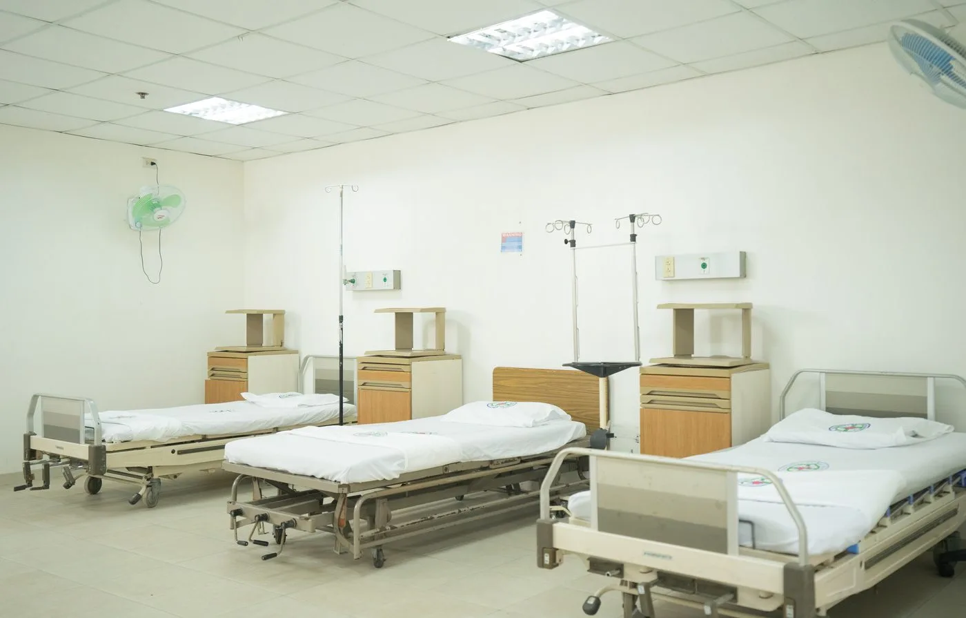 Ward Room at Urdaneta Sacred Heart Hospital, view 4